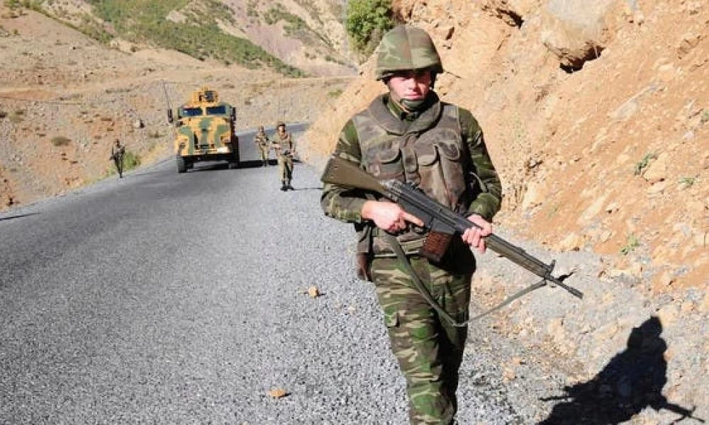 Τούρκος στρατιώτης νεκρός σε επίθεση με ρουκέτες στο βόρειο Ιράκ